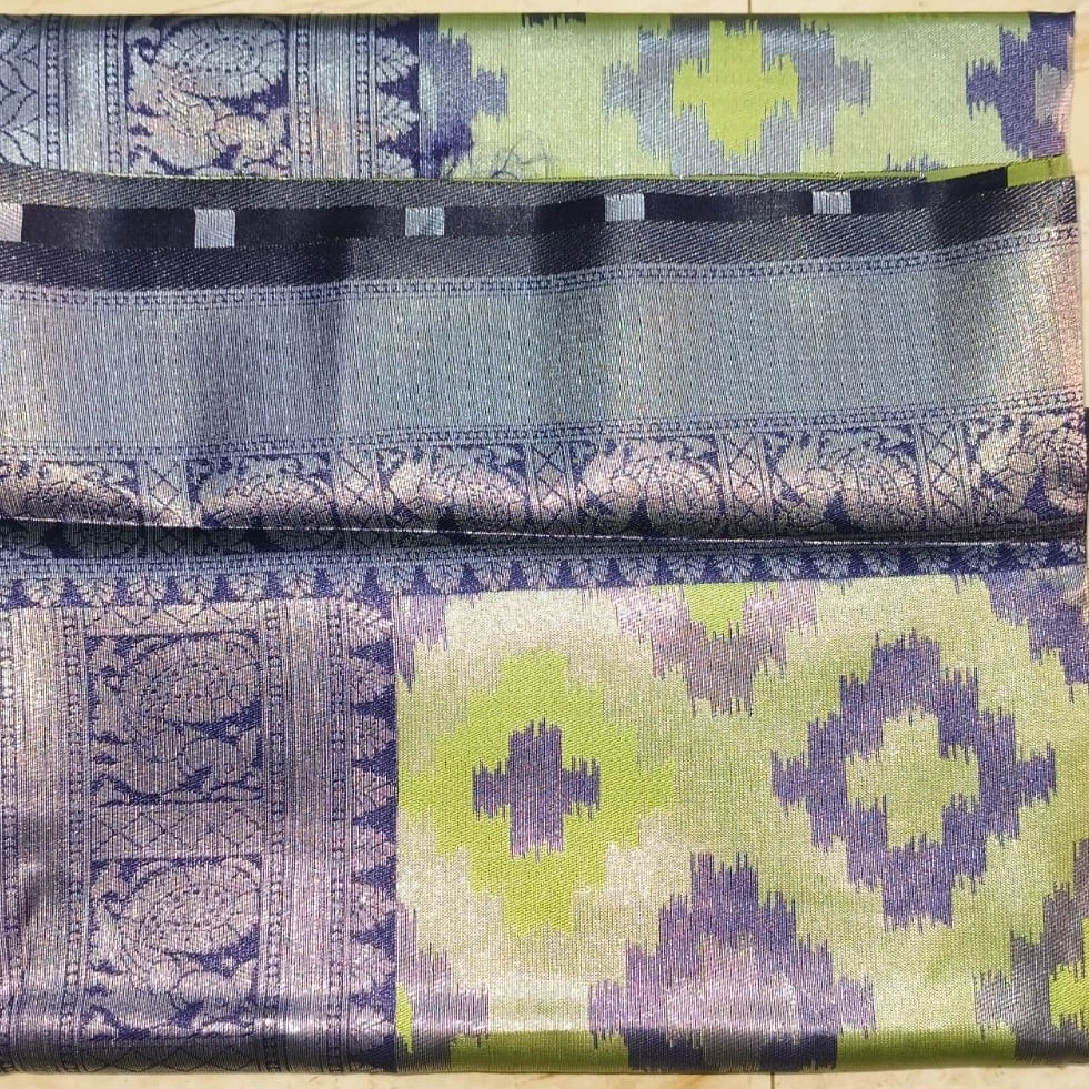 Copper Pattu - Parrot Green